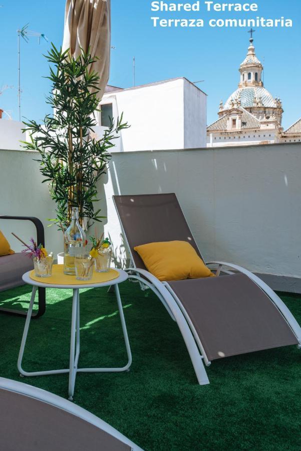 Hostly Rbh0 Modern Apartment Seville Exterior photo